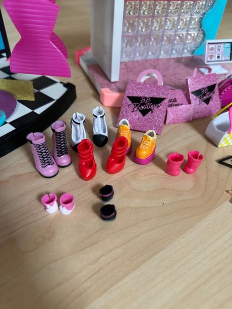 Lol nákupné centrum, 