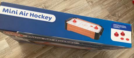 Playtive mini air hockey, 