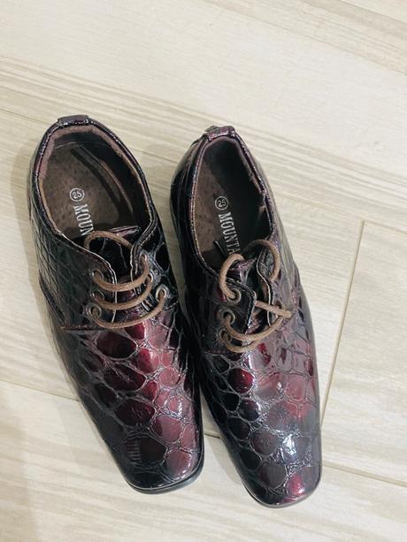 Elegantne topánky, 25