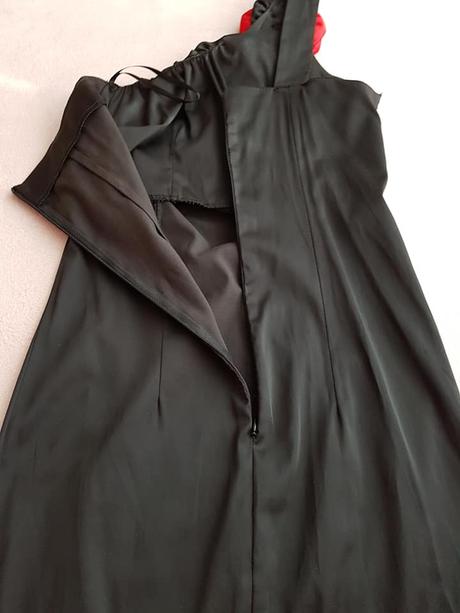 Saténové spoločenské šaty č.38, 38