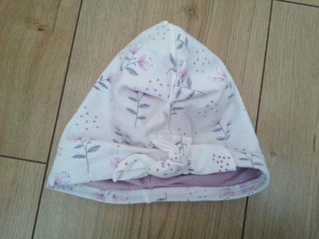 Dvojvstvový turban, 74