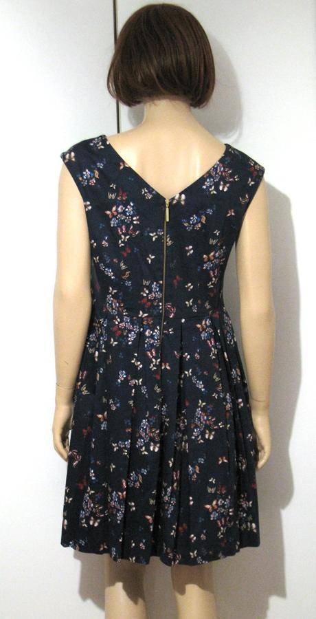 Bavlnené šaty s motýľmi, 40