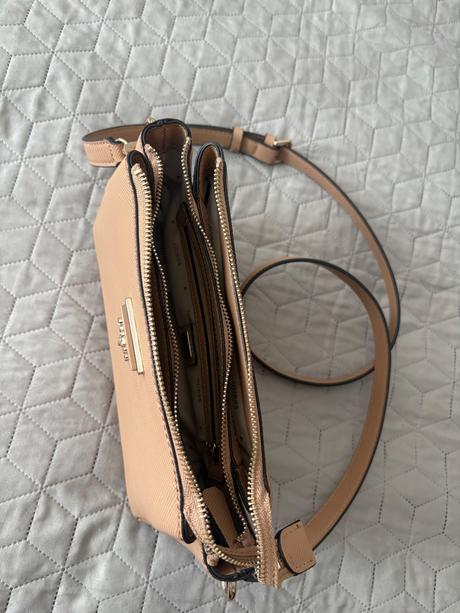 Crossbody kabelka guess, guess