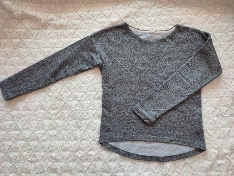Hrubšie tričko,vzadu predĺžené,top stav, h&m,146