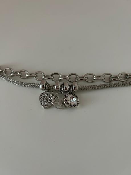 Guess náramok, guess