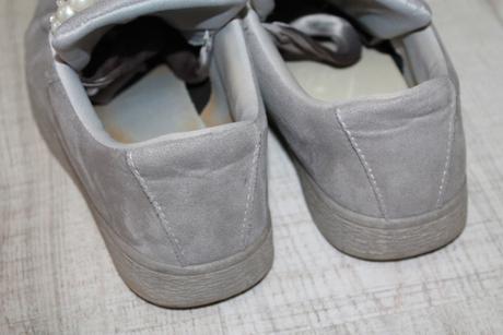 Tenisky s perlami, 35