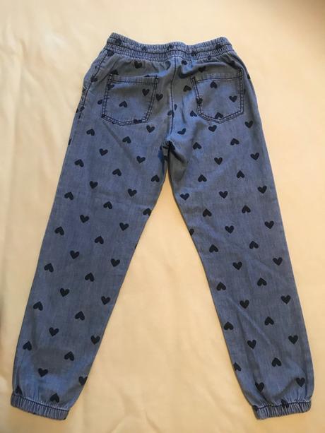 Rifľové tenké nohavice so srdiečkami, veľ. 122, 122
