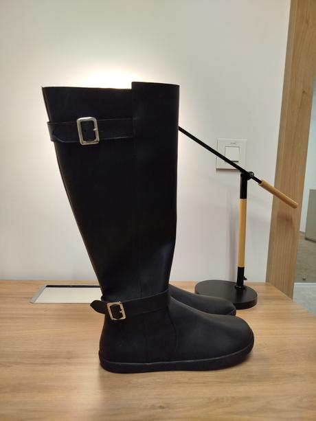 Shapen barefoot vysoké čižmy glam black vegan, 43