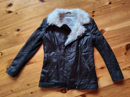 Stylovy kozeny kabatik, s