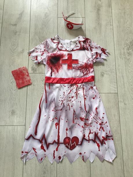 Dievčensky kostym zombie sestrička 8-10 rokov,