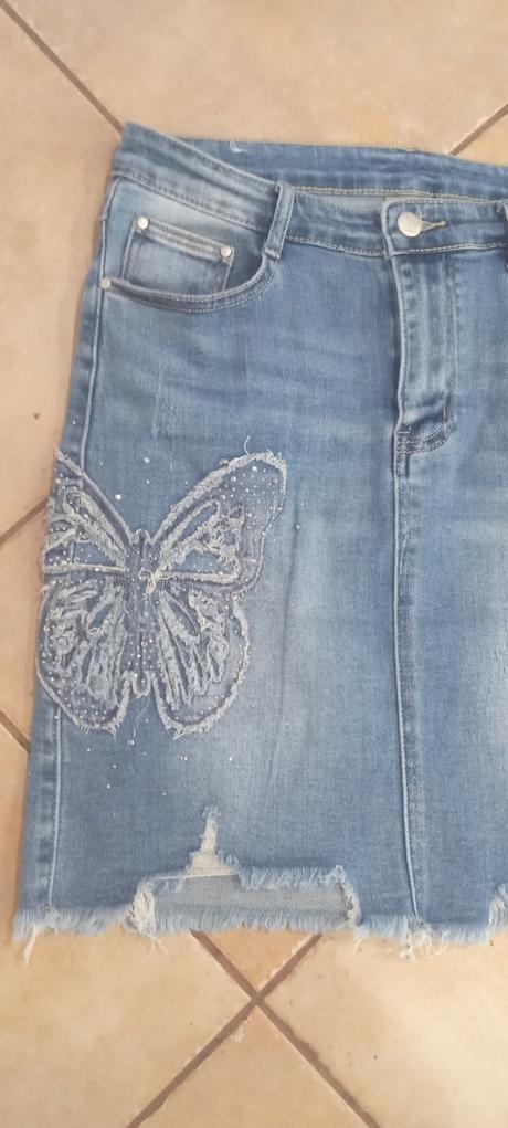 Riflova sukna s motýľom, m