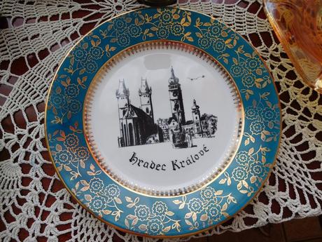 Tanier porcelánový hradec králové, 