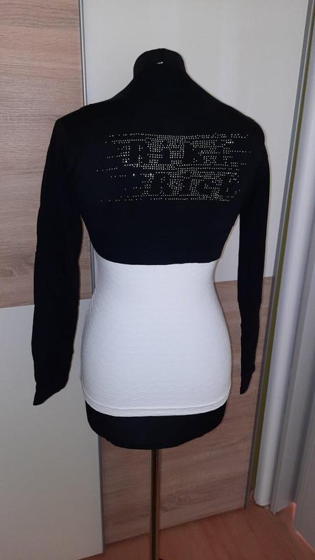 Štýlové čierne bolerko s aplikáciou, l