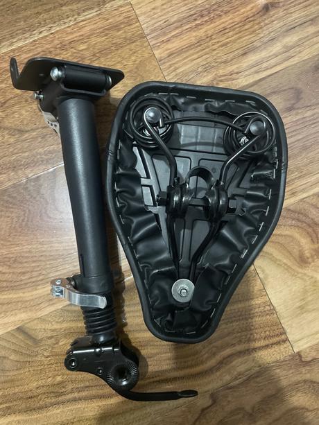 Sedadlo na kolobežku, 