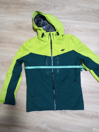 Lyžiarska bunda zn. 4f, 170