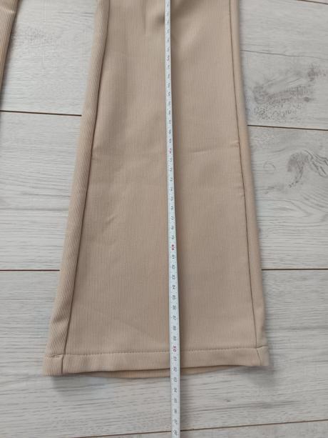 Zvonove nohavice, 164