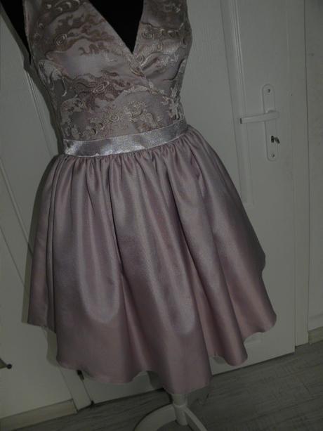 Spoločenske šatičky, 38