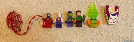 Lego - spideyho team v majaku zeleneho goblina,