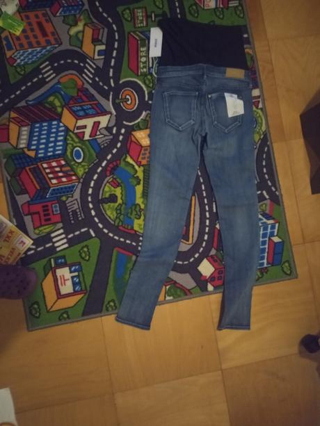 Tehotenské rifle nové, skiny,38