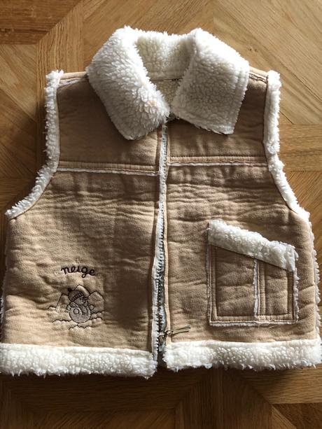 Kožušinková vestička, 86