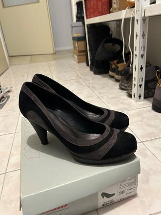 Lodičky pošta v cene, baťa,38