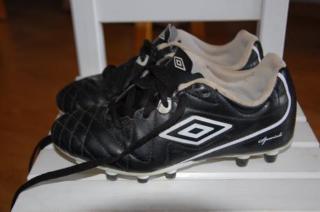 Juniorske kopacky, 33