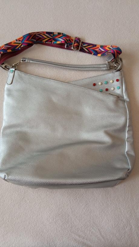 Strieborná kabelka,