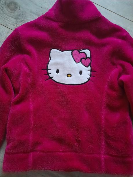 Krásna teplá mikinka, 122