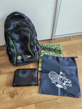 Set - školská taška, peračník, vrecko, dosky,