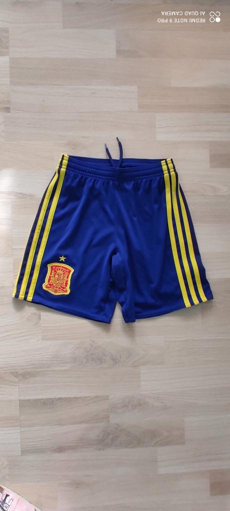 Kraťase adidas, adidas,140