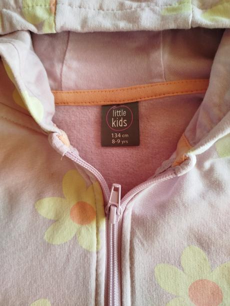 Zateplená mikina, 134