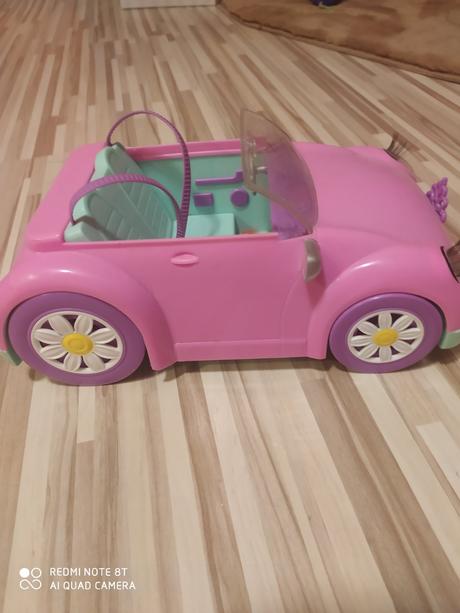 Autíčko pre bábiky, 