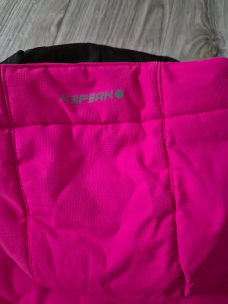 Lyžiarska bunda, 152