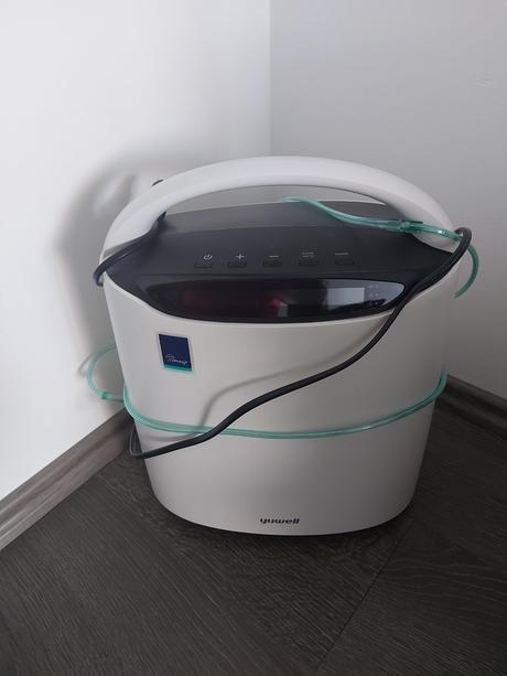 Kyslíkový koncentrátor na domáce použitie biely yu, 