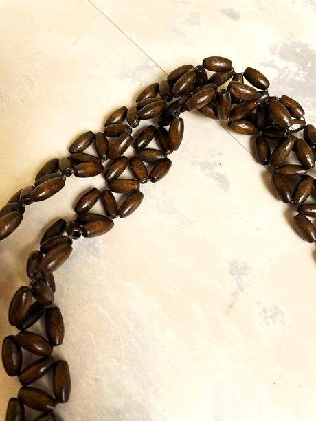 Drevený korálkový opasok, 