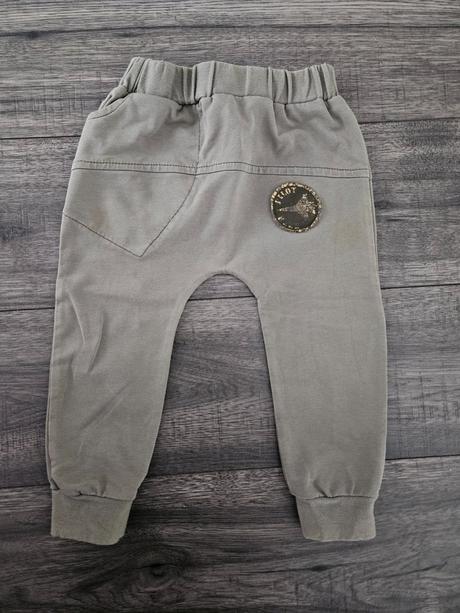 Beee olivové tepláčiky zadarmo k nákupu 80, 80