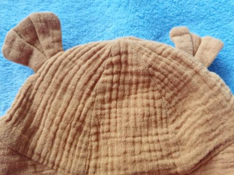 Muselinovy klobúčik, 80