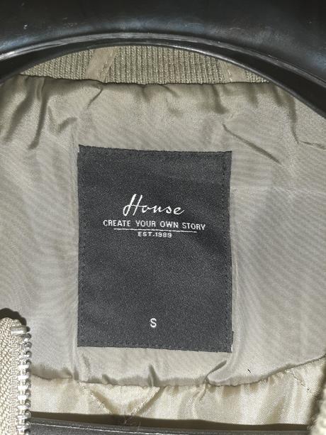 Bomber bunda, house,s