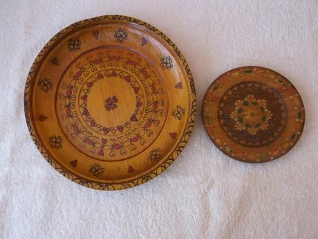 Drevené retro taniere 2ks, 