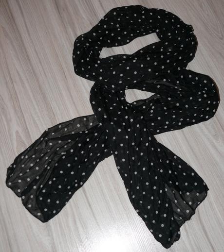 Šatka na krk bodkovaná, 