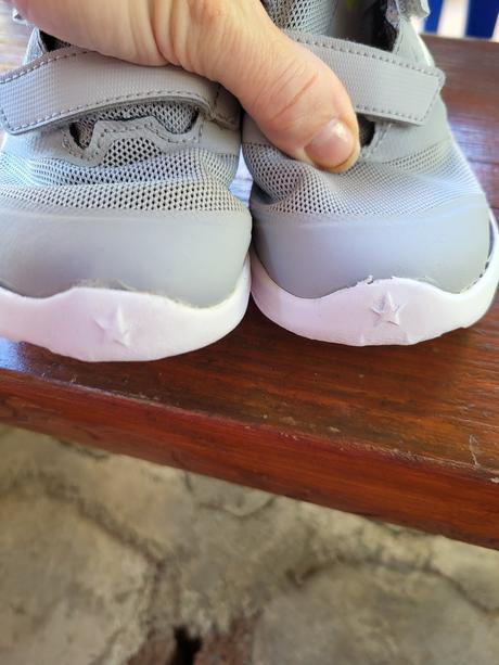Tenisky +doporučené poštovné, nike,27