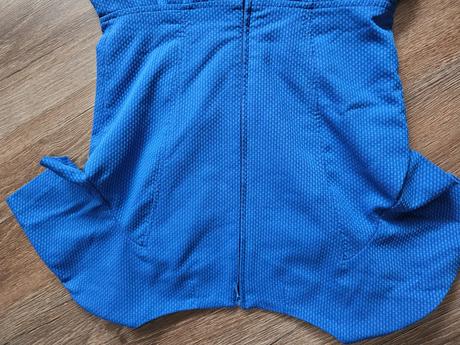 Elegantné šaty, 36