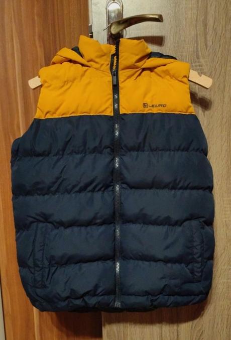 Chlapčenská vesta, lewro,164