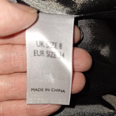 Elegantné šaty, 34