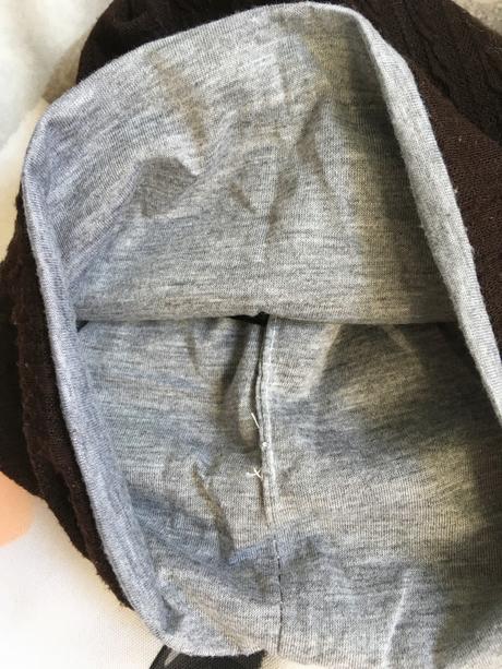 Dvojvrstvová čiapka, 98