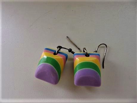 Výrazné letné pestré náušnice,