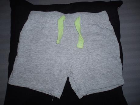 Chlapčenské kraťasy, 98