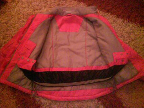 Bunda s kapuckou, 152