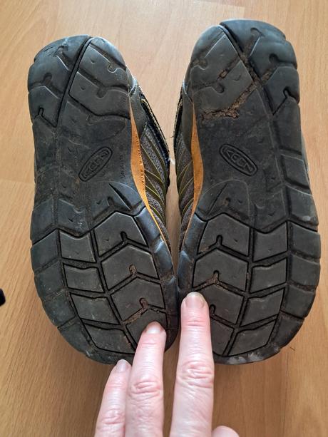 Predám tenisky keen chandler cnx waterproof, keen,35