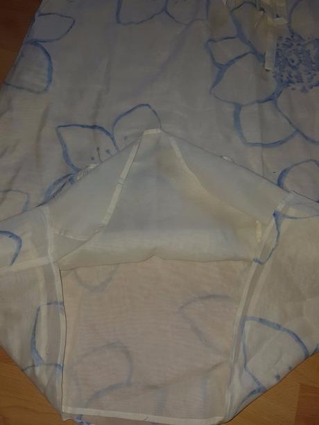 Lanove saty, esprit,38